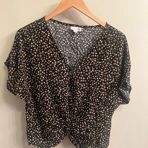 SO Black and White Puff Sleeve Crop Blouse